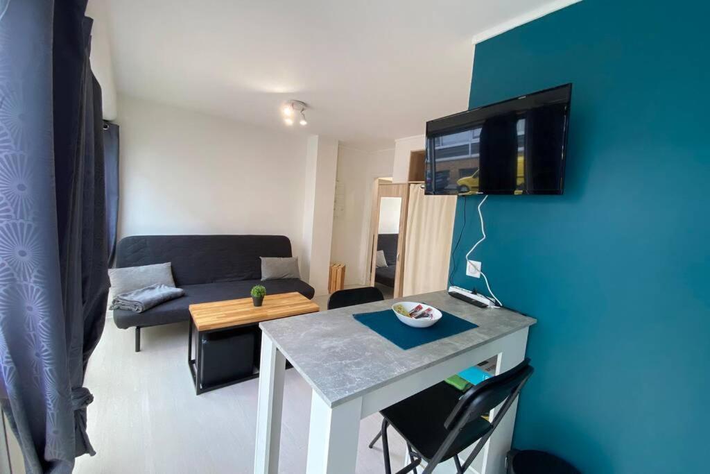 Studio & Parking Prive Centre Orleans Tram Au Pied Apartment Bagian luar foto